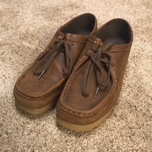 Clarks Wallabee Shoes Size 8.5